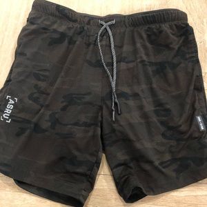 ASRU lined camo shorts like new